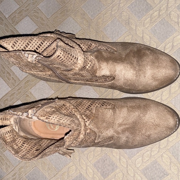 Camel color Charming Charlie booties - Picture 2 of 5